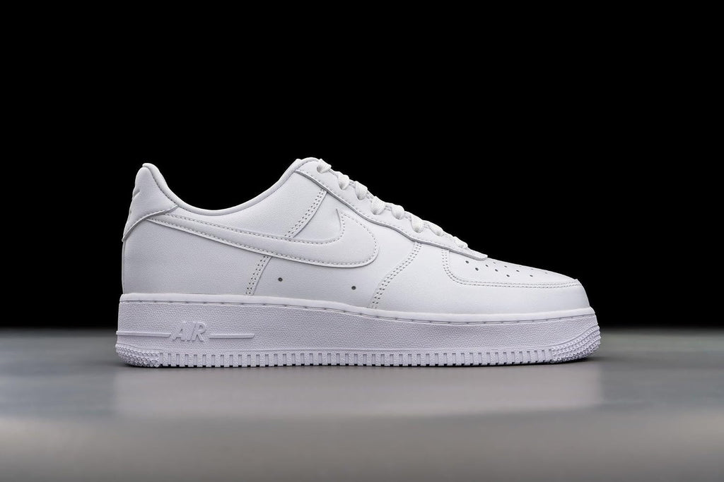 Nike Men's Air Force 1 '07 An20 Sneaker