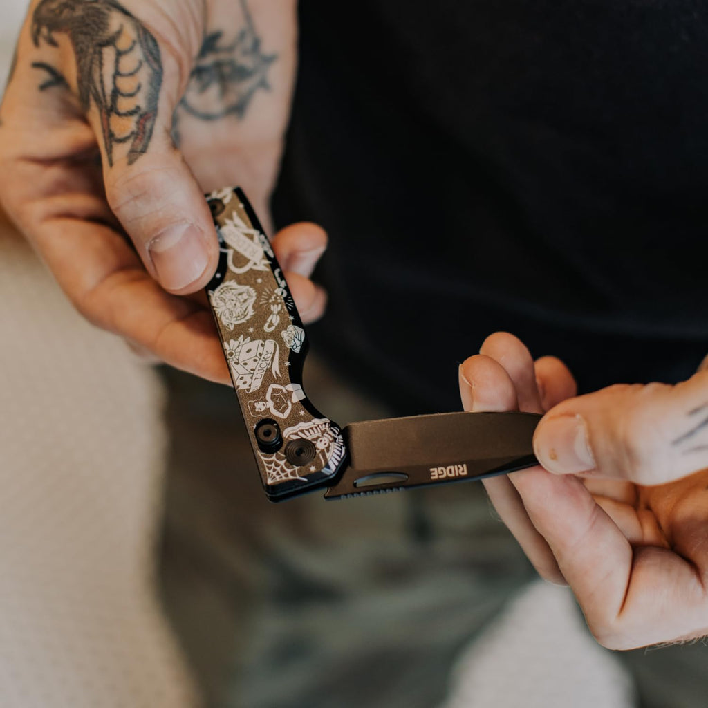 Ridge Everyday Folder Knife EDC Pocket Knife, American Traditional Tattoo