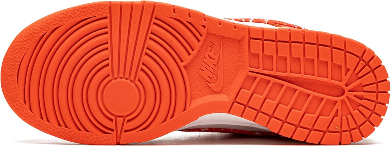 Nike Men's Dunk Low Sneakers