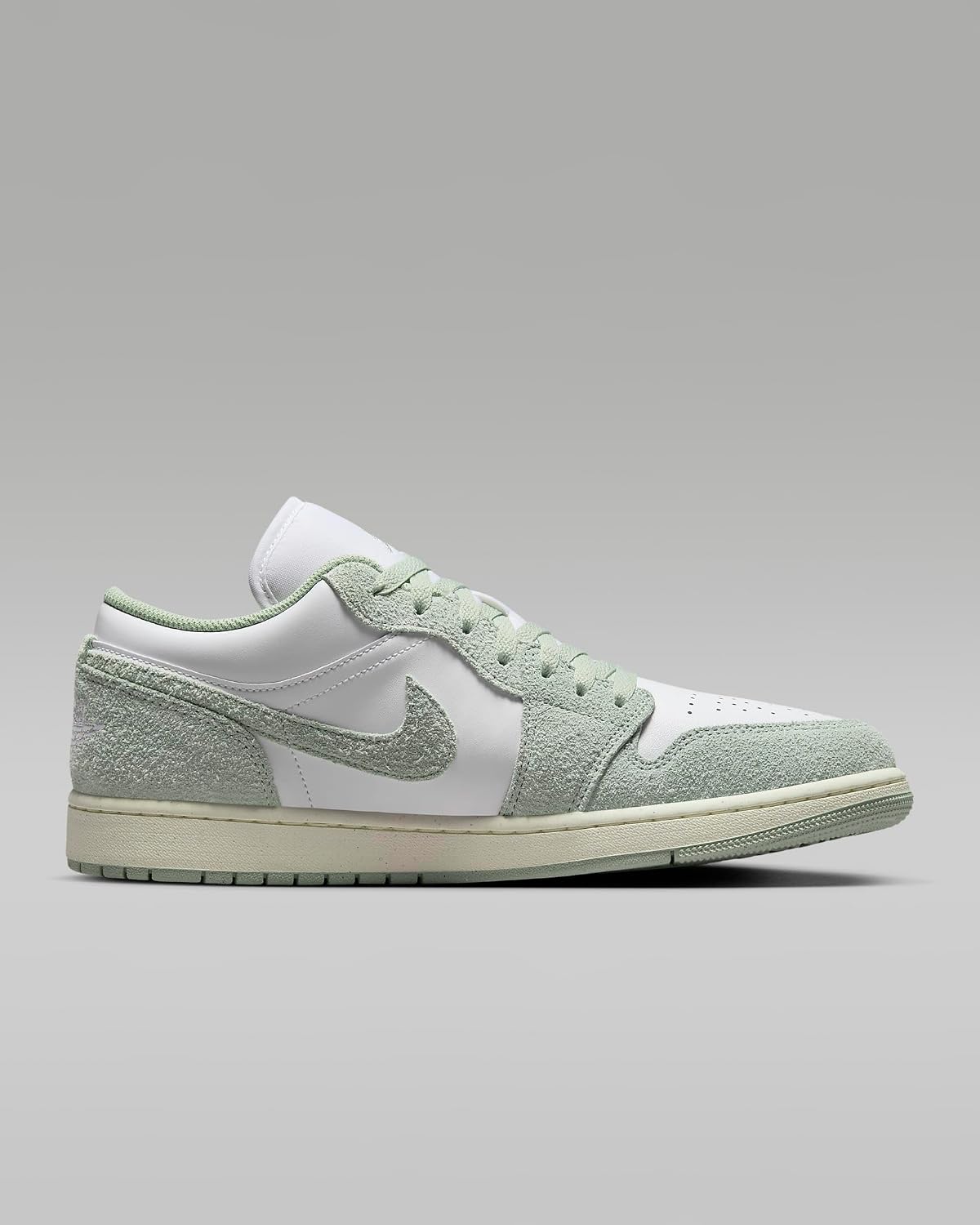 Nike Men's Air Jordan 1 Low SE Sneaker