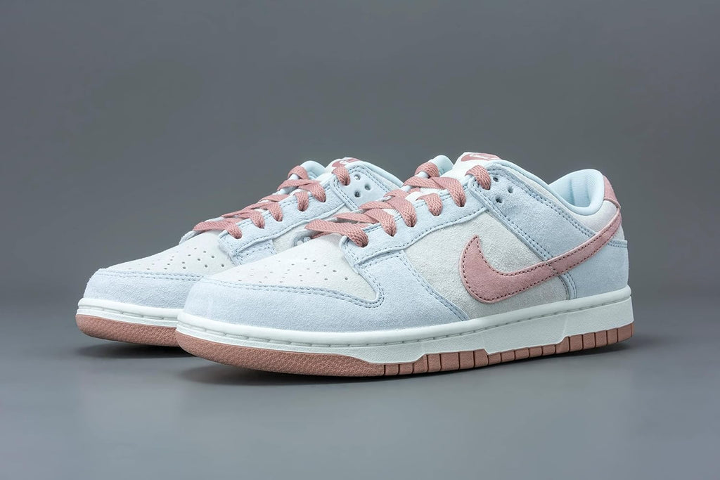 Nike Men's Dunk Low Sneakers