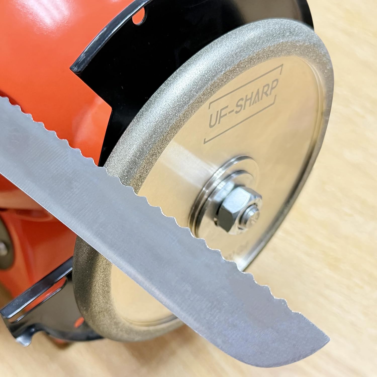 Diamond Serration Grinding Wheel for Sharpen Common Size of Bread Knife Serration,with Arbor Adapter to Fit 1/2'', 5/8'', 3/4'' Shaft (1 inch, 200, Medium)