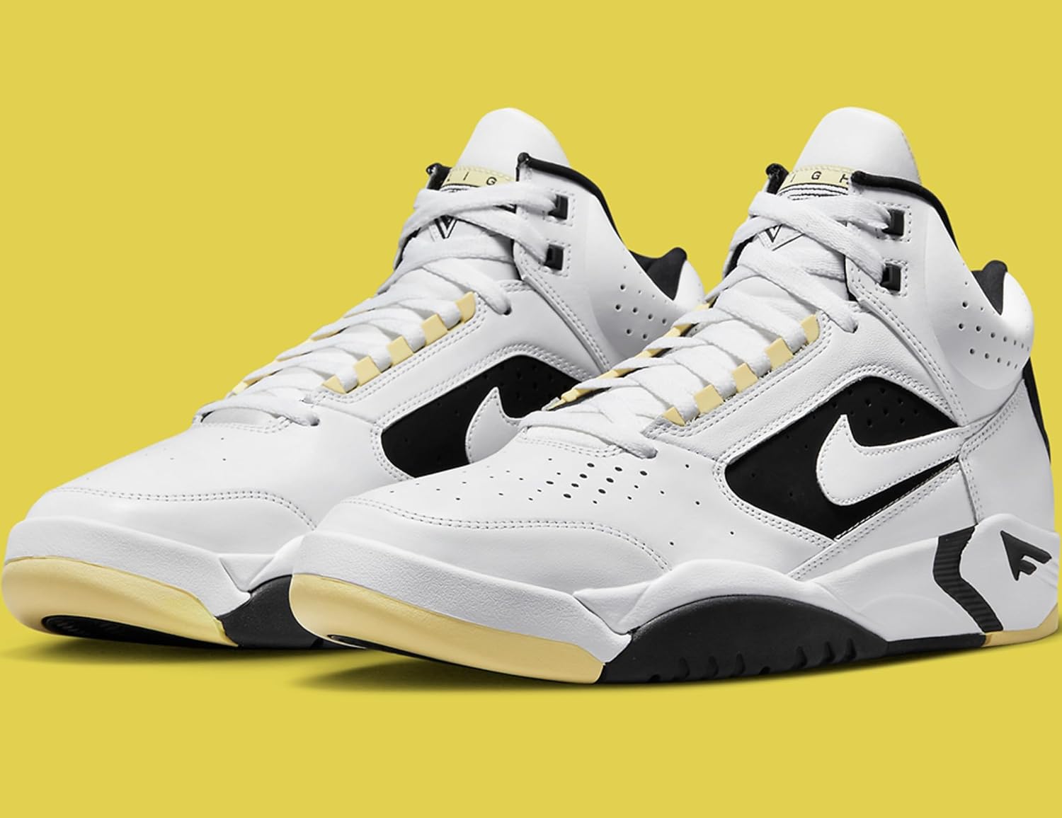 Nike Men's Air Flight Lite Mid Sneaker