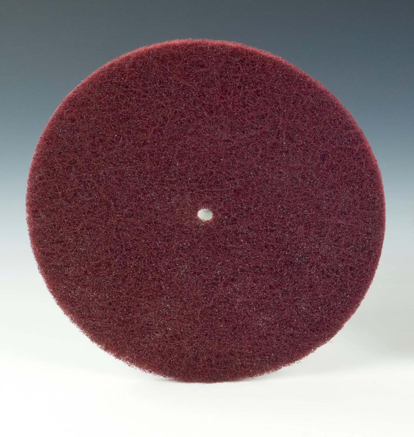 3M Scotch-Brite Light Deburring Disc - Very Fine Grit Aluminum Oxide - Metal Deburring, Cleaning and FInishing Disc - Stackable - 6' x 1/2'