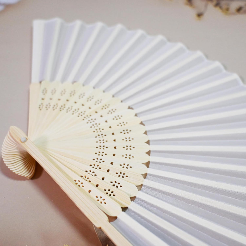 Personalized Engraved Silk Fans Folding Hand Fans with Organza Bags, 102Pcs White Summer Wedding Fans, Custom Imitated Silk-Bamboo Fans for Guests Wedding Party Favor Bridal Shower Gifts