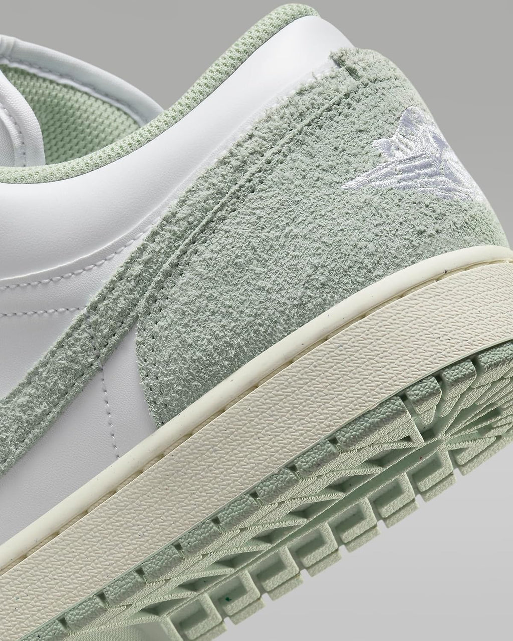 Nike Men's Air Jordan 1 Low SE Sneaker