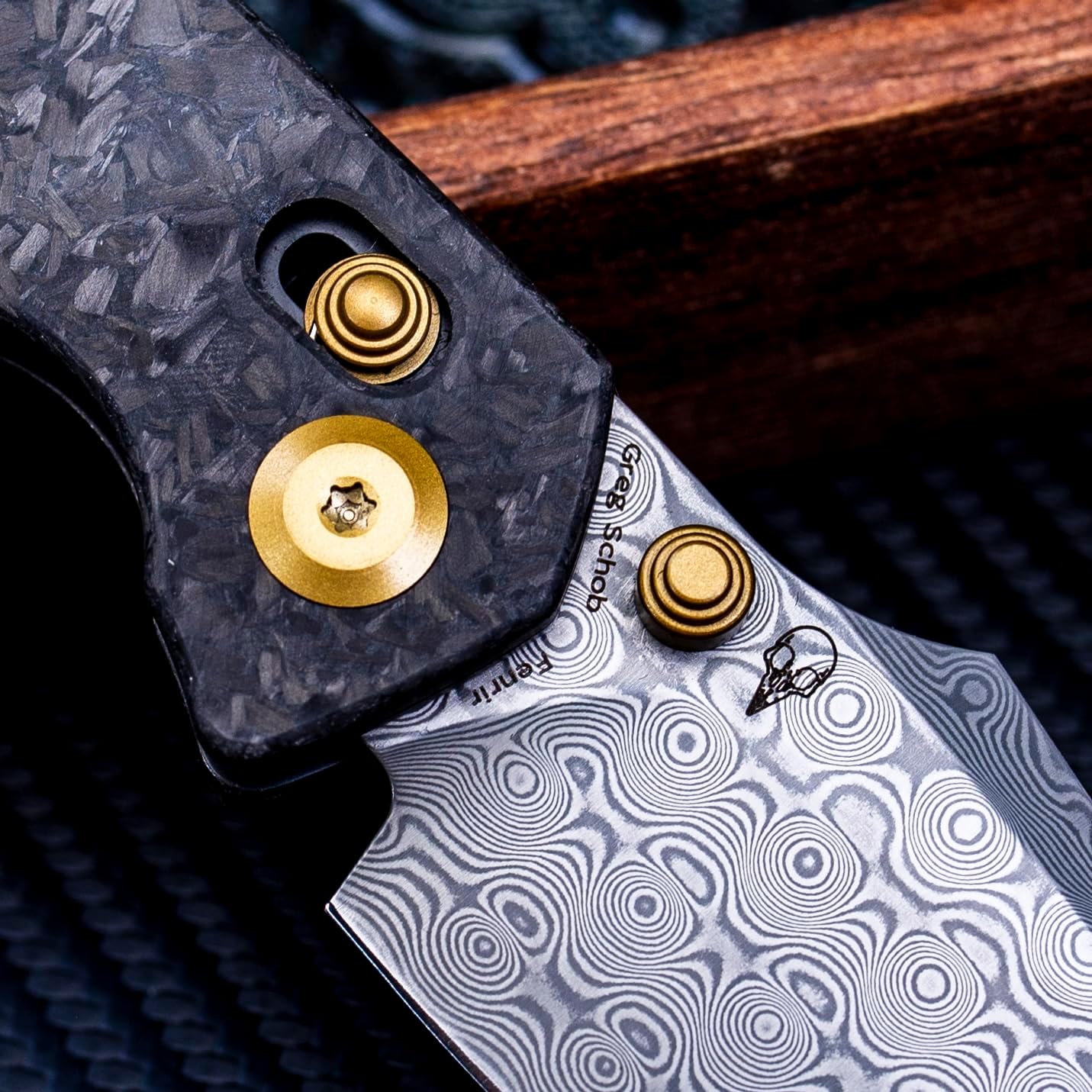 KANSEPT Fenrir Pocket Knife, 3.48'' Damascus Harpoon Sharp Blade, Shred Carbon Fiber Handle with Crossbar Lock, Bronze Thumb Stud Pocket Clip for Edc, Camping Survival Hiking Folding Knives K1034V1