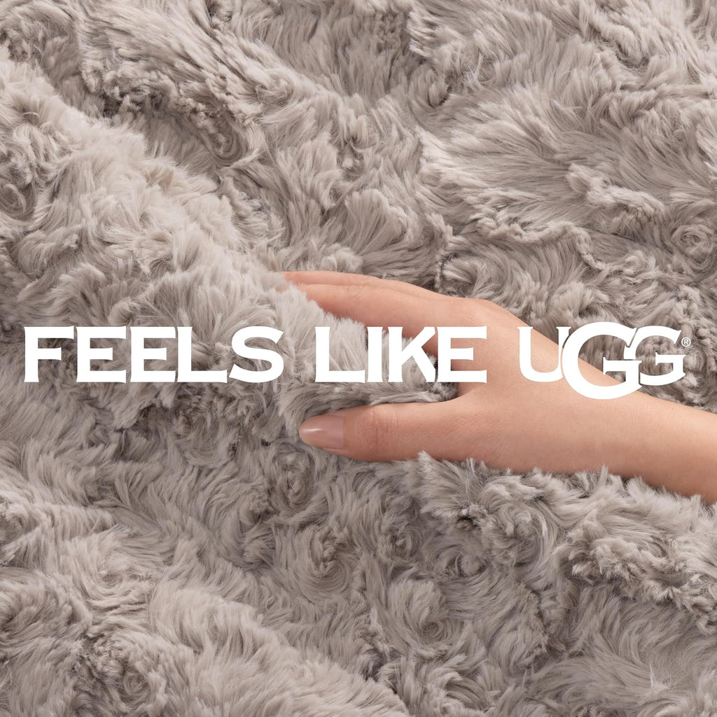 UGG Adalee Faux Fur Full/Queen Size Blanket, Warm Cozy Blanket, Extra Large Throw for Sofa, Washable Bedding for Full or Queen Size Bed, Cute Room Decor, 90' x 90', Oyster Brown