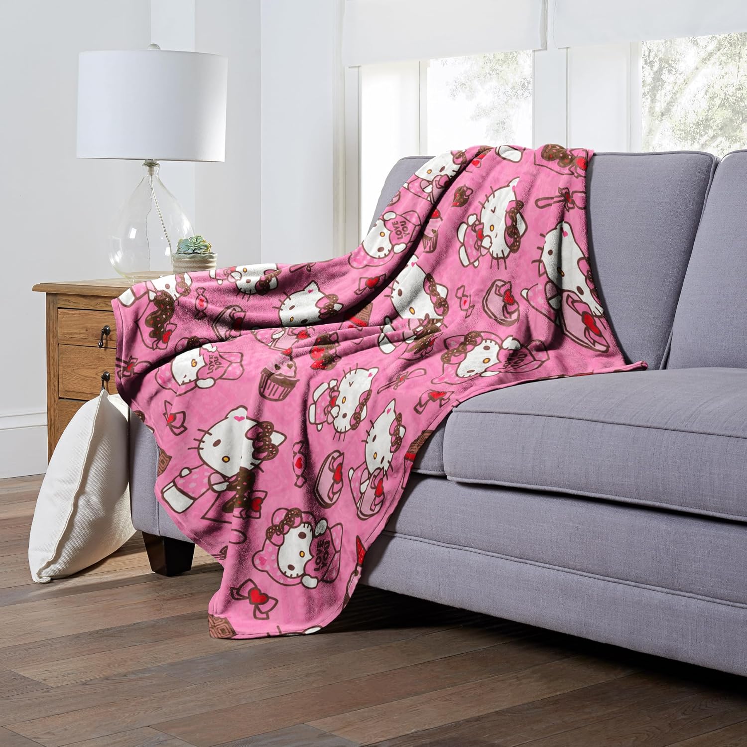 NORTHWEST Hello Kitty Silk Touch Throw Blanket, 50' x 70', Love You Much (Pack of 6)